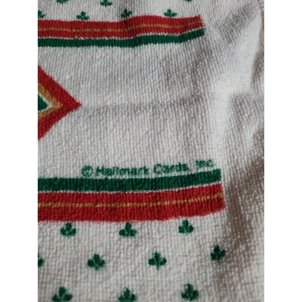 VTG Lot of 2 The Kitchen Works White Christmas‎ Theme Ruffle Trim Kitchen Towel